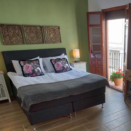 Olive Tree Bed And Breakfast Olvera Bagian luar foto