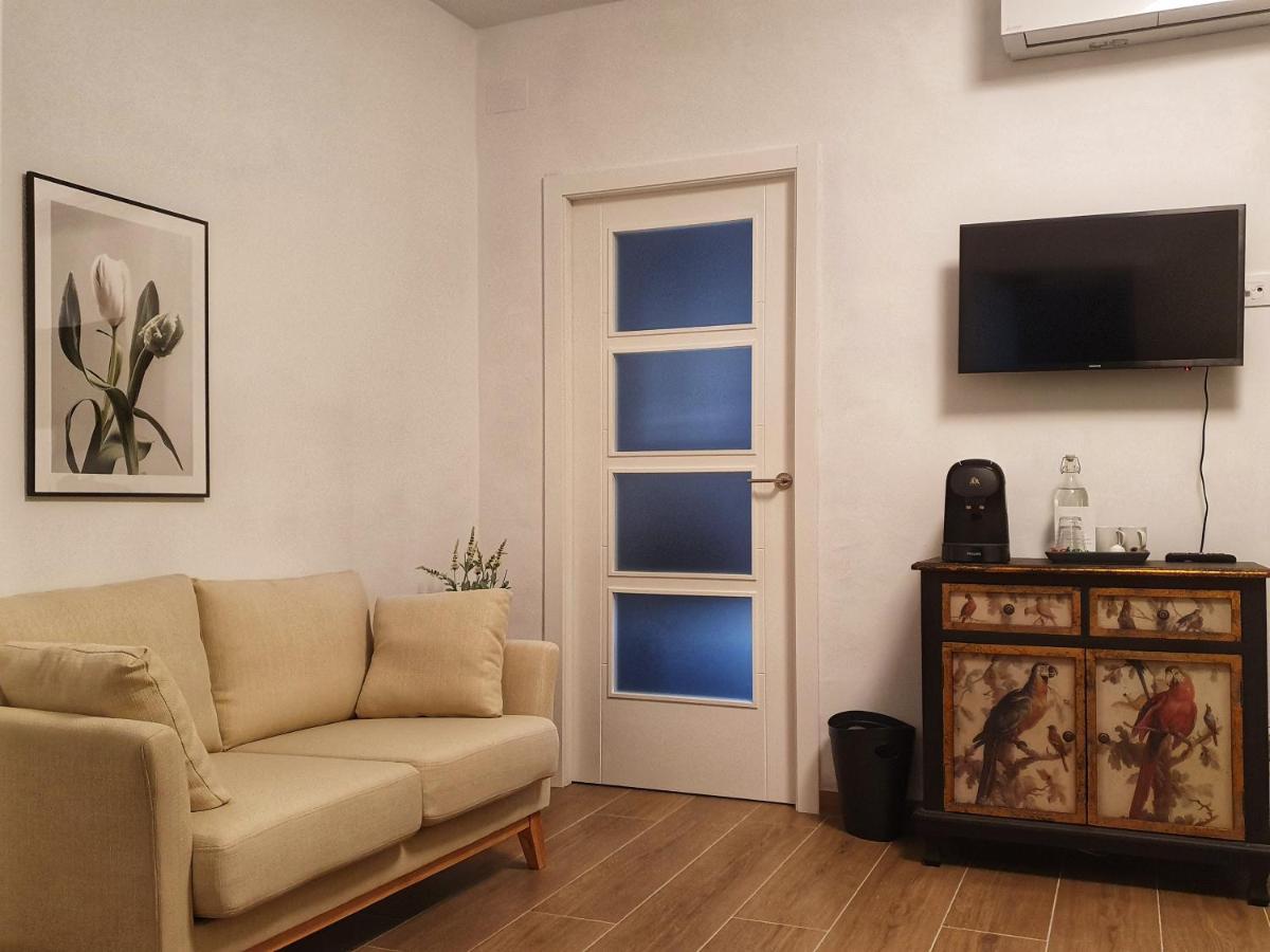 Olive Tree Bed And Breakfast Olvera Bagian luar foto