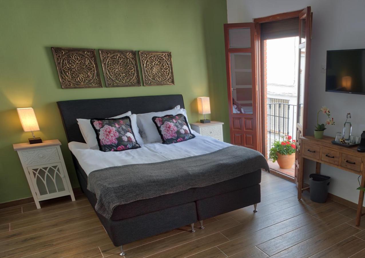 Olive Tree Bed And Breakfast Olvera Bagian luar foto
